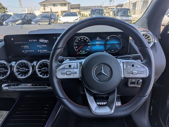 �N���b�N�Ŋg��\��